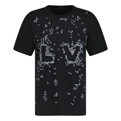 LOUIS VUITTON BLACK LV LOGO T SHIRT - LARGE - Affluent ArchivesUsed HIGH END DESIGNER CLOTHING