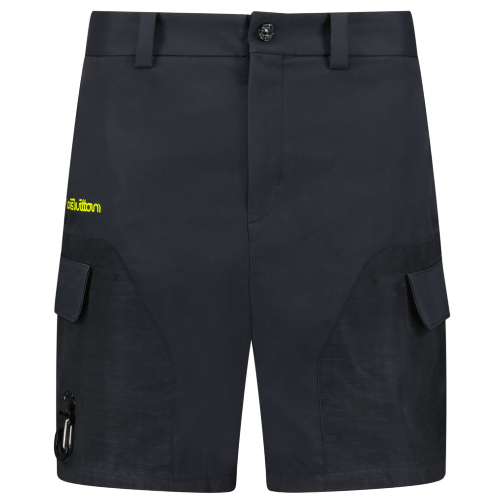 LOUIS VUITTON BLACK NYLON CARGO SHORTS - LARGE (Fit Medium) | PRE OWNED - Affluent ArchivesUsed HIGH END DESIGNER CLOTHING
