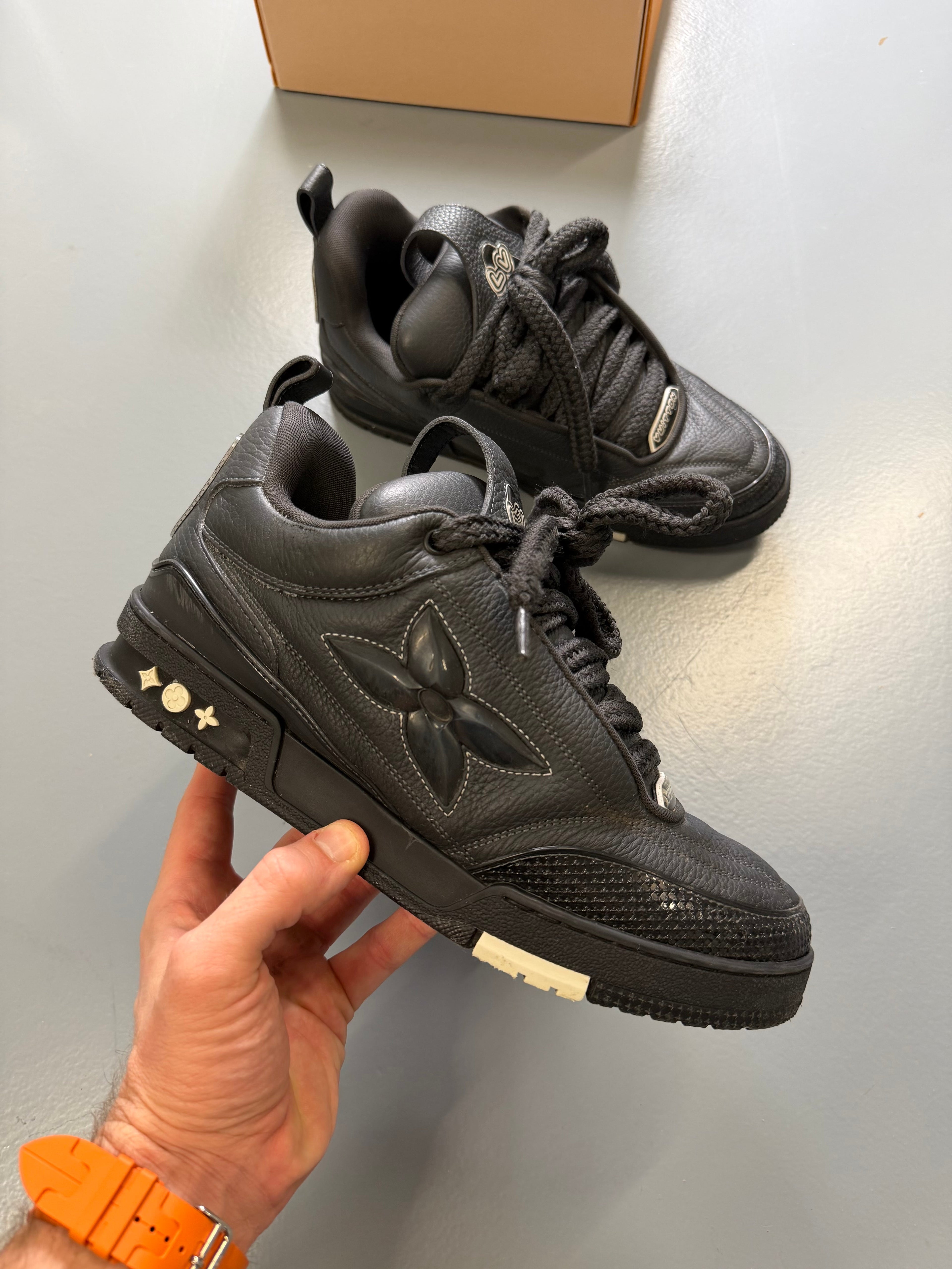 LOUIS VUITTON BLACK SKATE SNEAKER - UK 8 (Fit 9) - Affluent ArchivesUsed HIGH END DESIGNER CLOTHING