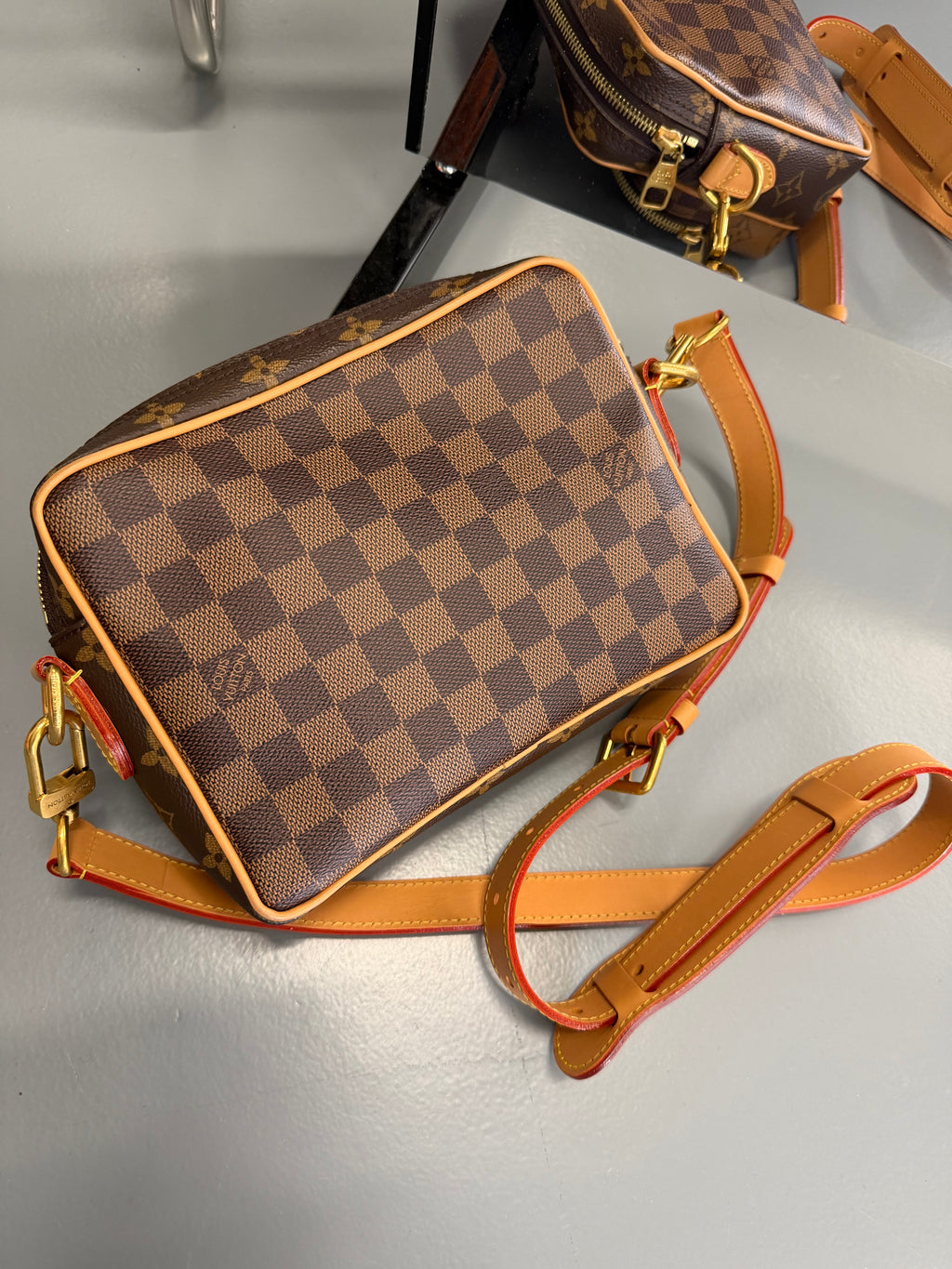 LOUIS VUITTON BROWN NIL CROSS MESSENGER BAG - Affluent ArchivesUsed HIGH END DESIGNER CLOTHING