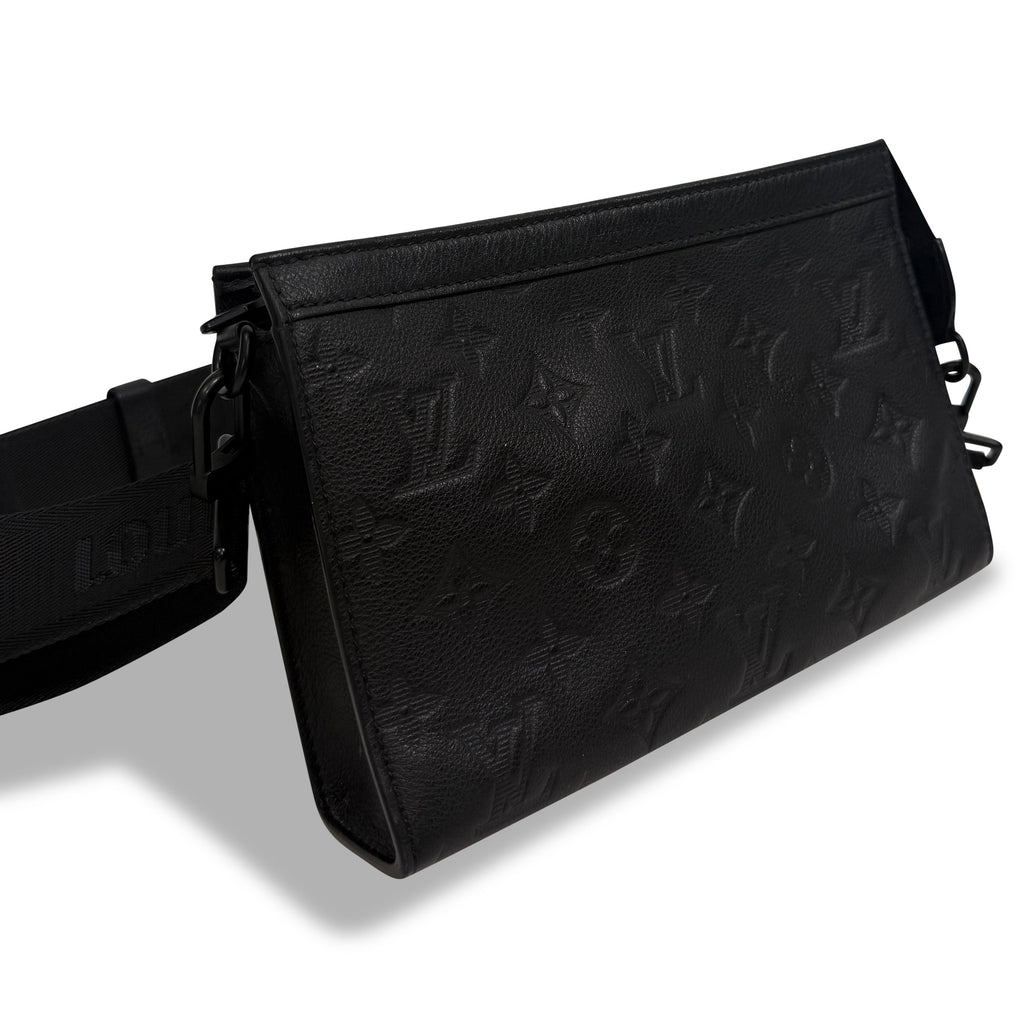 LOUIS VUITTON GASTON WEARABLE BAG BLACK | PRE OWNED - Affluent ArchivesUsed HIGH END DESIGNER CLOTHING