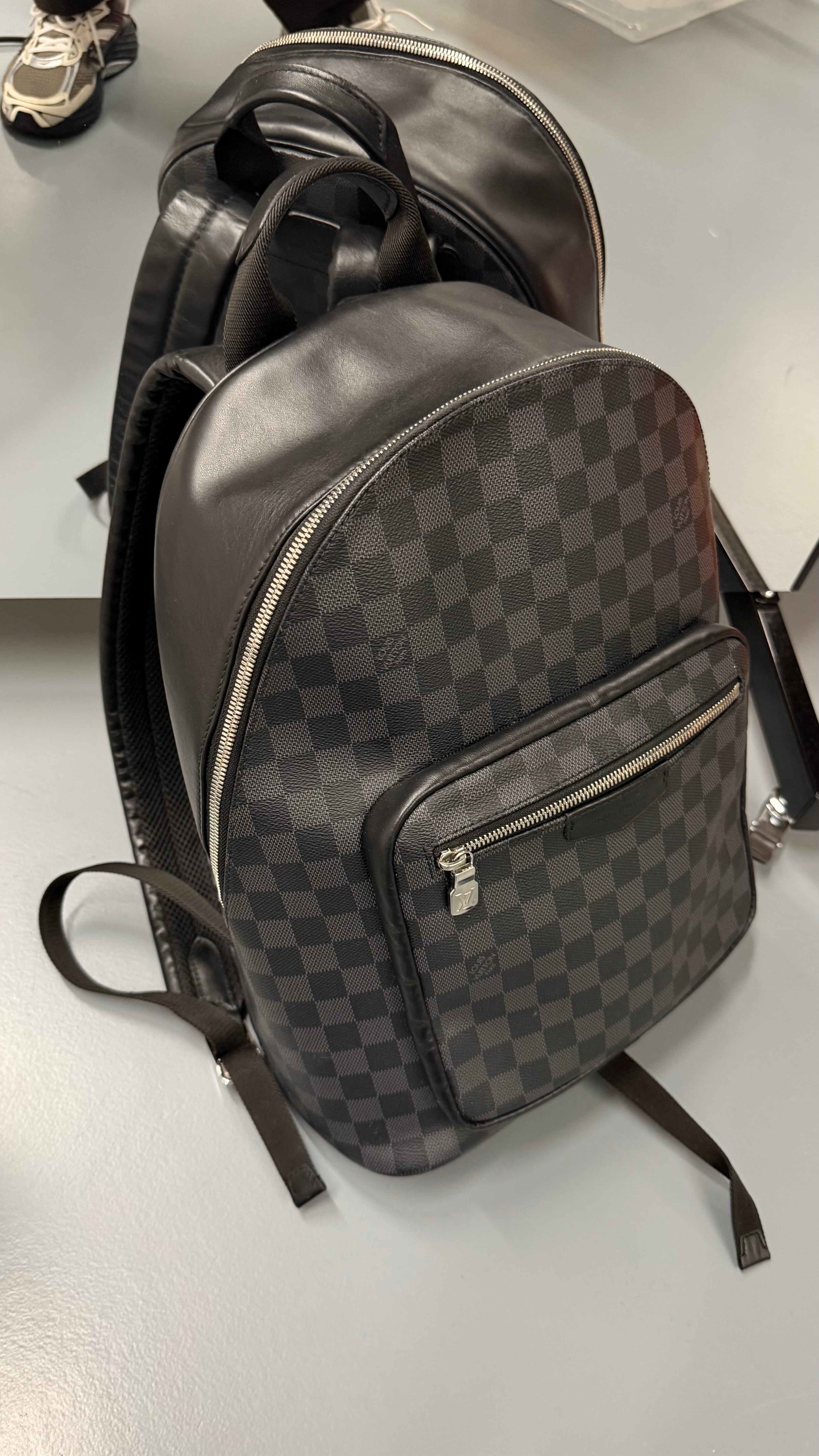LOUIS VUITTON JOSHUA BACKPACK GREY DAMIER - Affluent ArchivesUsed HIGH END DESIGNER CLOTHING