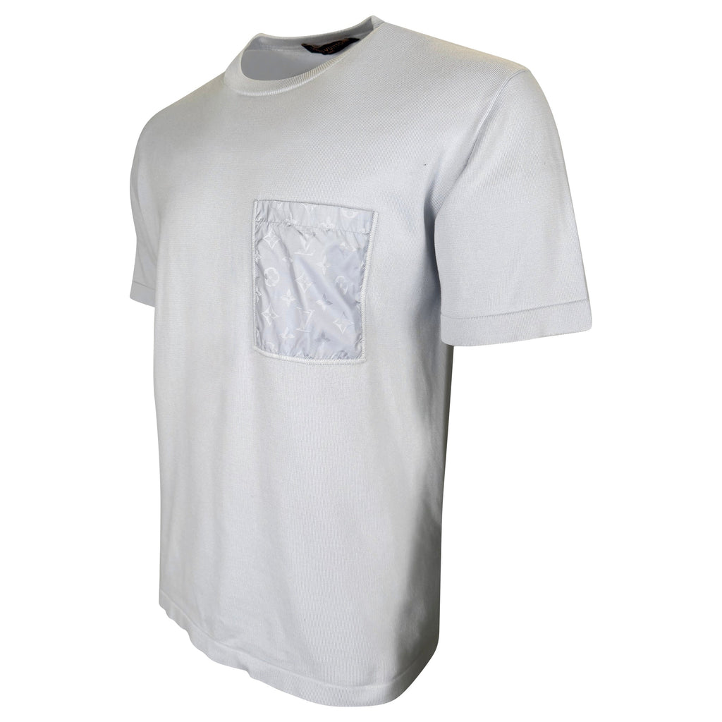 LOUIS VUITTON LIGHT BLUE TECHNICAL MONOGRAM POCKET T SHIRT - LARGE | PRE OWNED - Affluent ArchivesUsed HIGH END DESIGNER CLOTHING