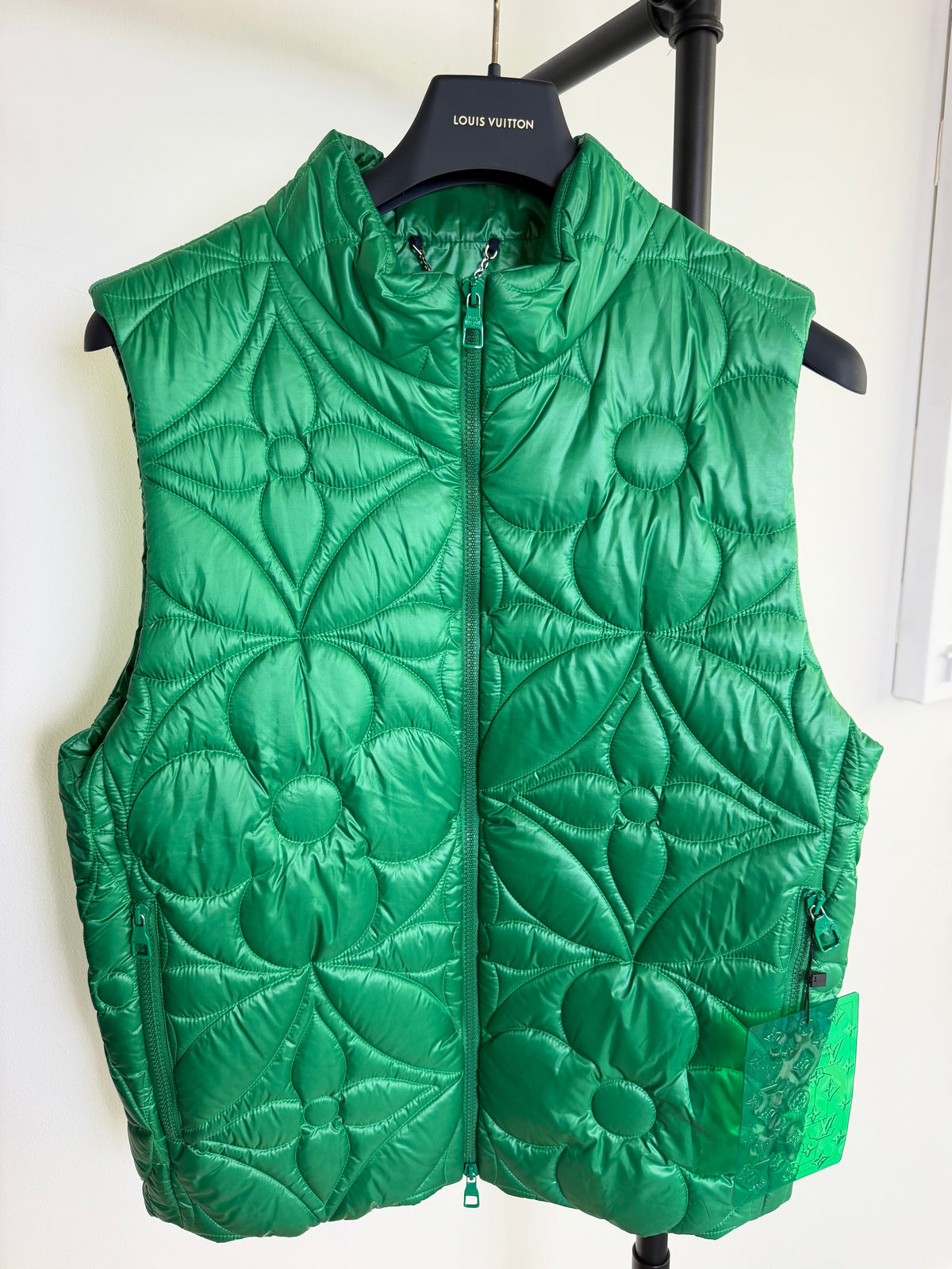 LOUIS VUITTON LVSE FLOWER GREEN GILET - MEDIUM (48) | PRE OWNED - Affluent ArchivesUsed HIGH END DESIGNER CLOTHING