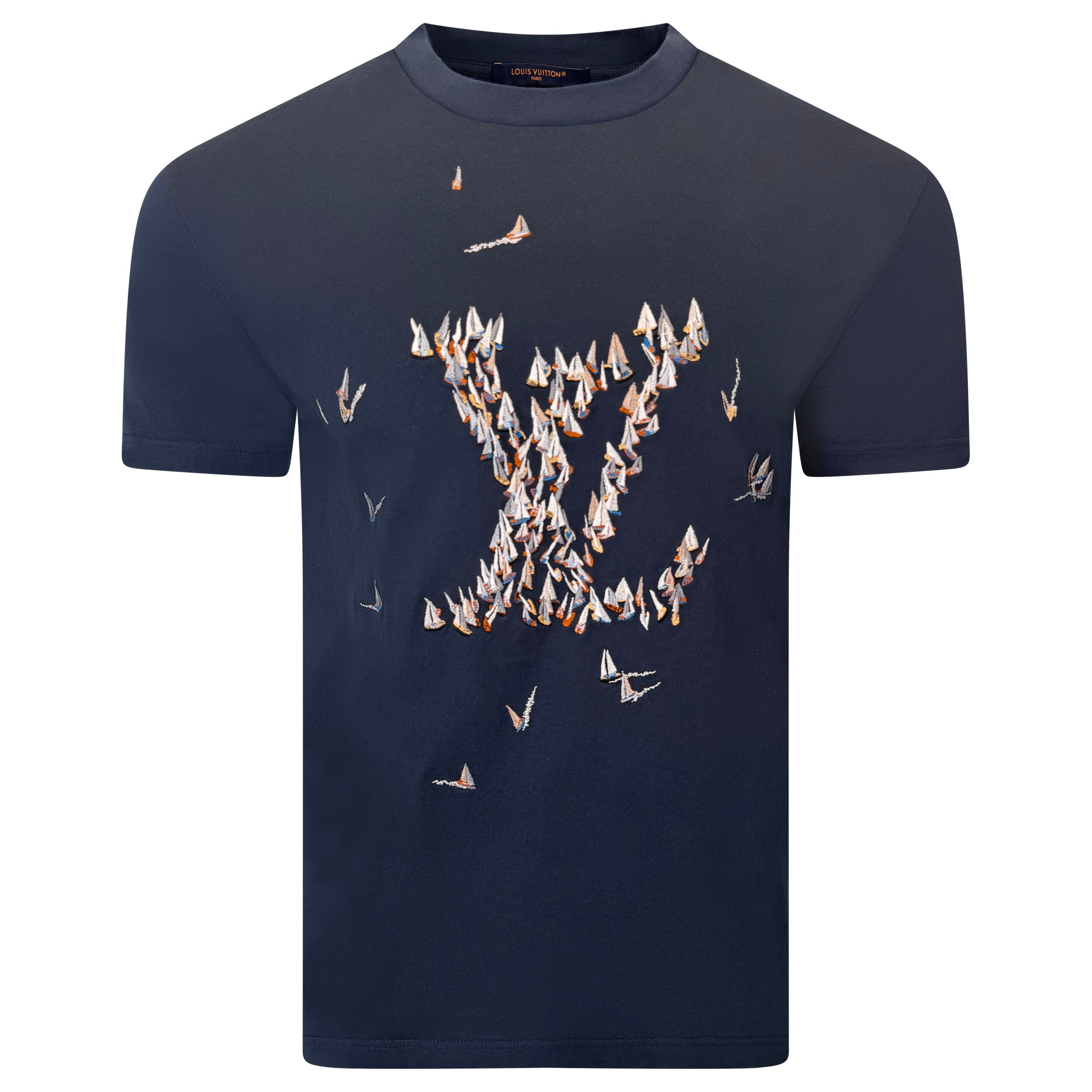 LOUIS VUITTON NAVY BOAT LOGO T SHIRT - MEDIUM | PRE OWNED - Affluent ArchivesUsed HIGH END DESIGNER CLOTHING