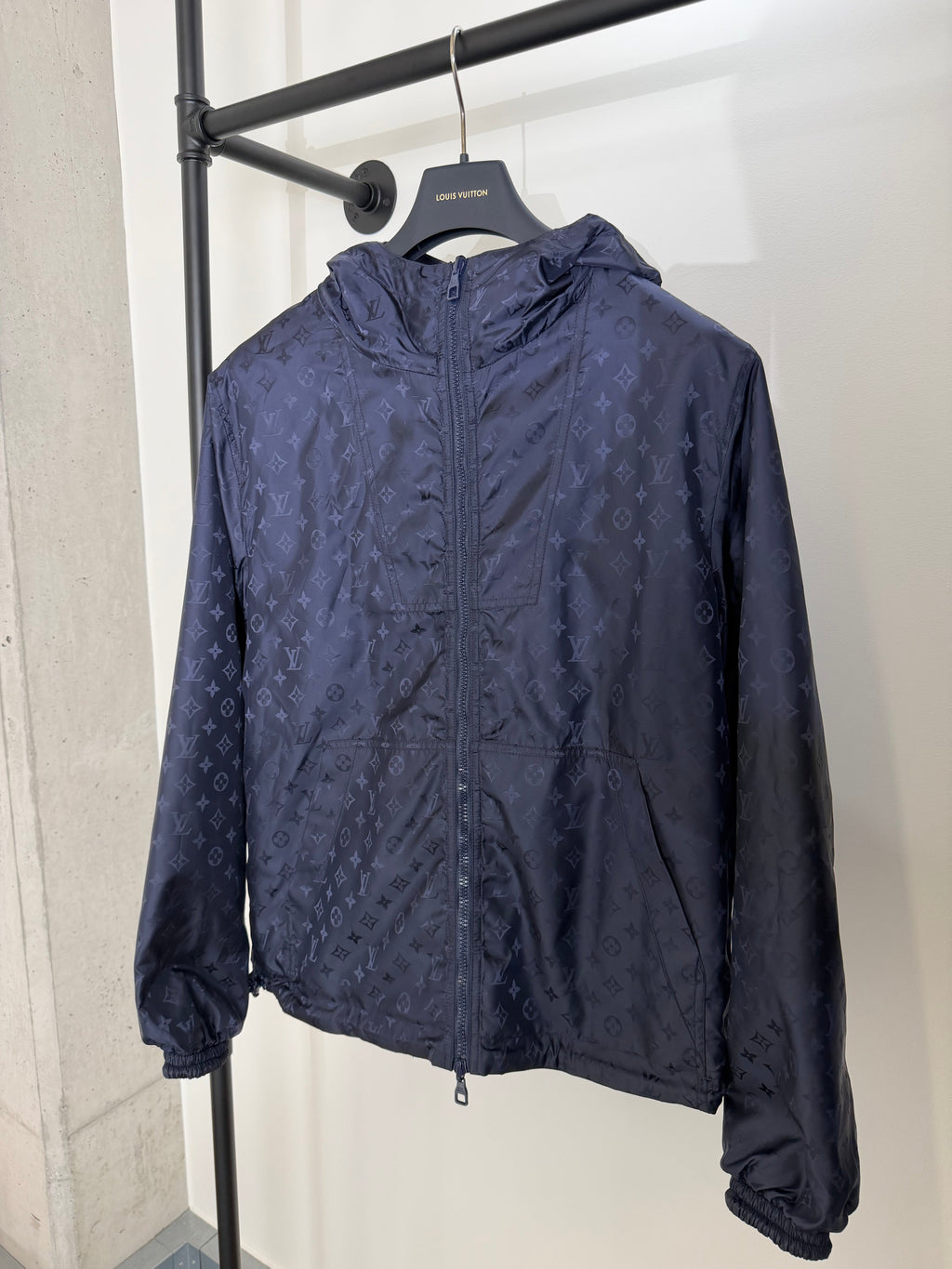 LOUIS VUITTON NAVY MONOGRAM REVERSIBLE JACKET - MEDIUM (48) - Affluent ArchivesUsed HIGH END DESIGNER CLOTHING
