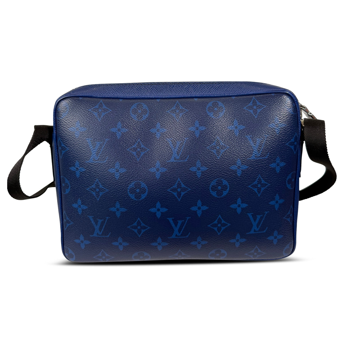 LOUIS VUITTON OUTDOOR MESSENGER BAG | PRE OWNED - Affluent ArchivesUsed HIGH END DESIGNER CLOTHING