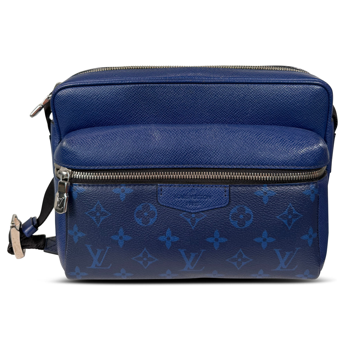 LOUIS VUITTON OUTDOOR MESSENGER BAG | PRE OWNED - Affluent ArchivesUsed HIGH END DESIGNER CLOTHING