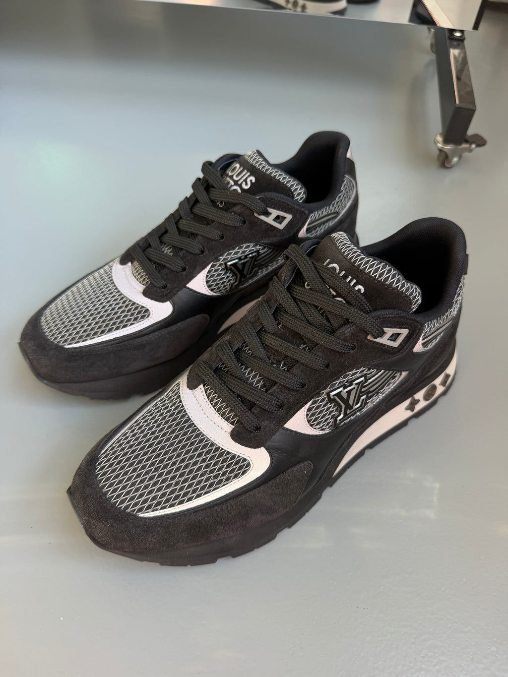 LOUIS VUITTON RUNAWAY TRAINERS BLACK - UK 6 (Fits 7) | PRE OWNED - Affluent ArchivesUsed HIGH END DESIGNER CLOTHING