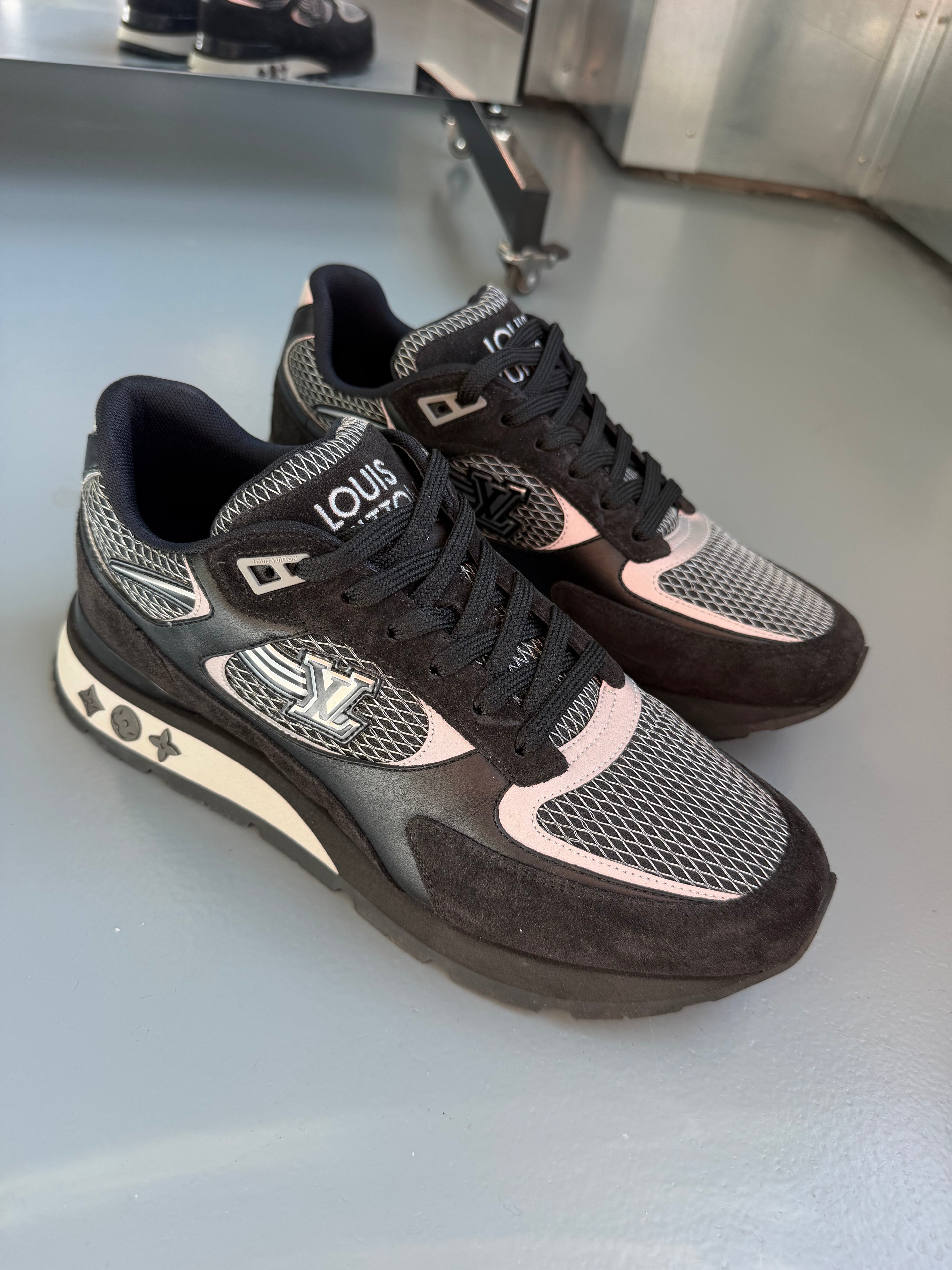LOUIS VUITTON RUNAWAY TRAINERS BLACK - UK 6 (Fits 7) | PRE OWNED - Affluent ArchivesUsed HIGH END DESIGNER CLOTHING