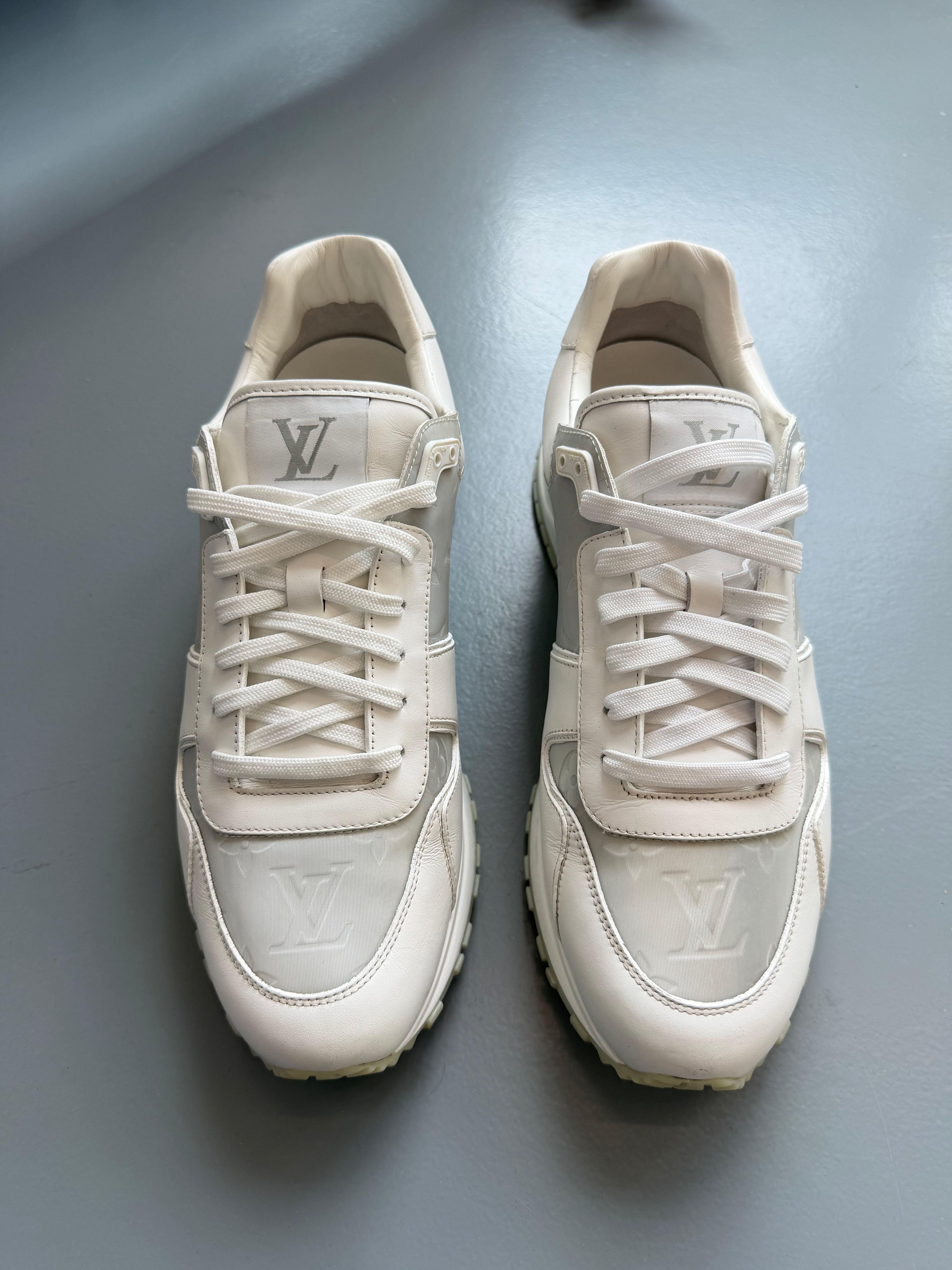 LOUIS VUITTON RUNAWAY TRAINERS WHITE - UK 7.5 (Fit 8.5) - Affluent ArchivesUsed HIGH END DESIGNER CLOTHING