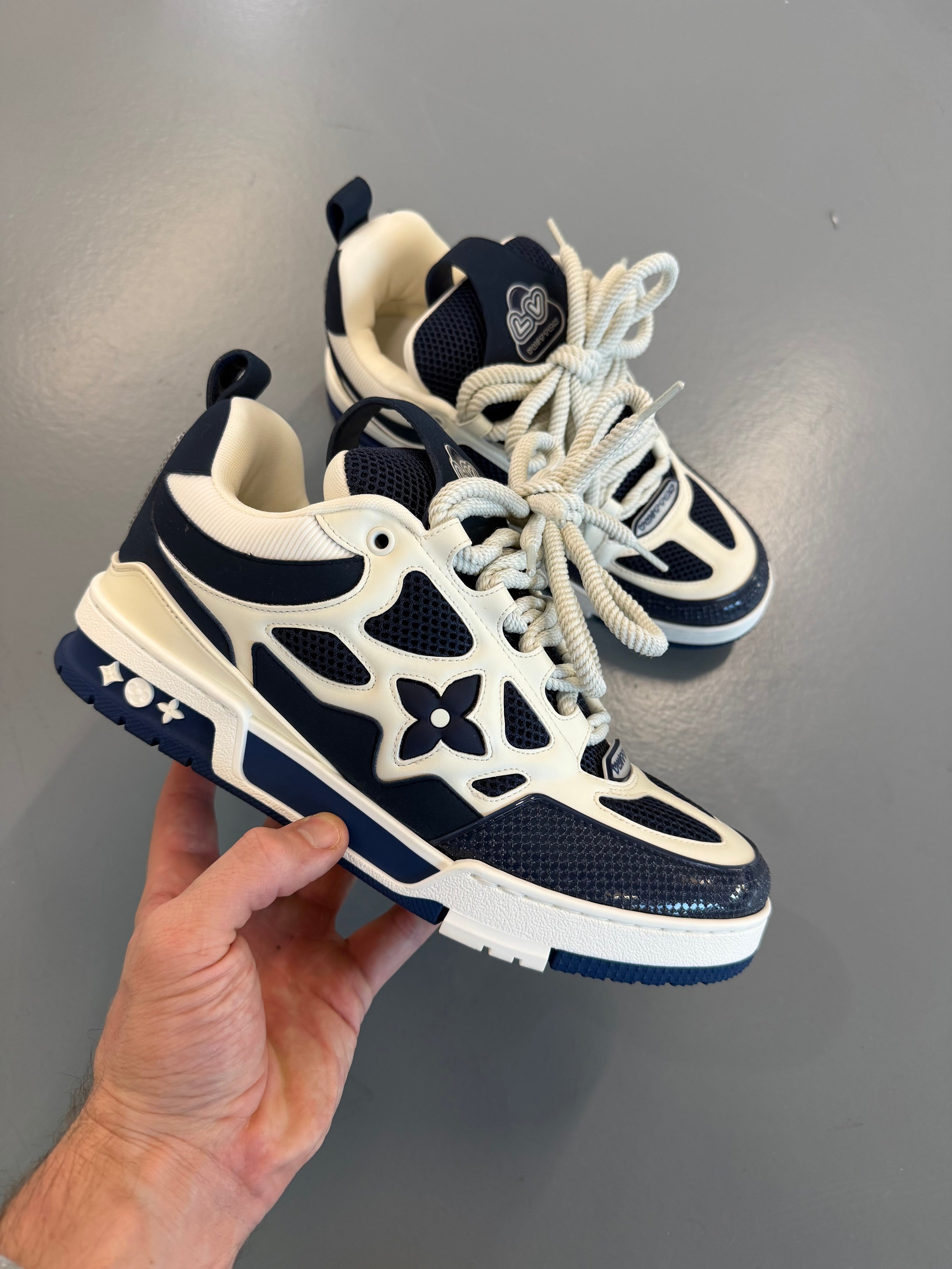 LOUIS VUITTON SKATE SNEAKER NAVY - UK 7 (Fit 8) - Affluent ArchivesUsed HIGH END DESIGNER CLOTHING