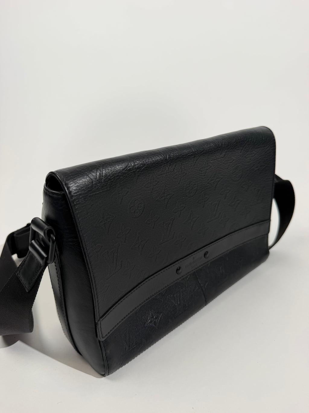 Louis Vuitton Sprinter Messenger Shadow Leather | Pre-Owned, photo 6