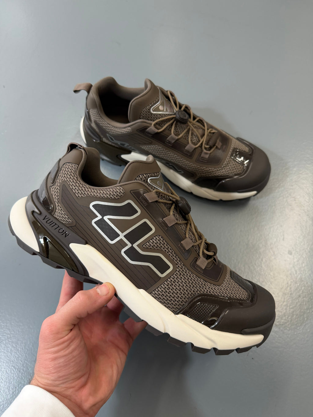 LOUIS VUITTON TATIC RUNNER TRAINER BROWN - UK 8 (Fits 9) - Affluent ArchivesUsed HIGH END DESIGNER CLOTHING