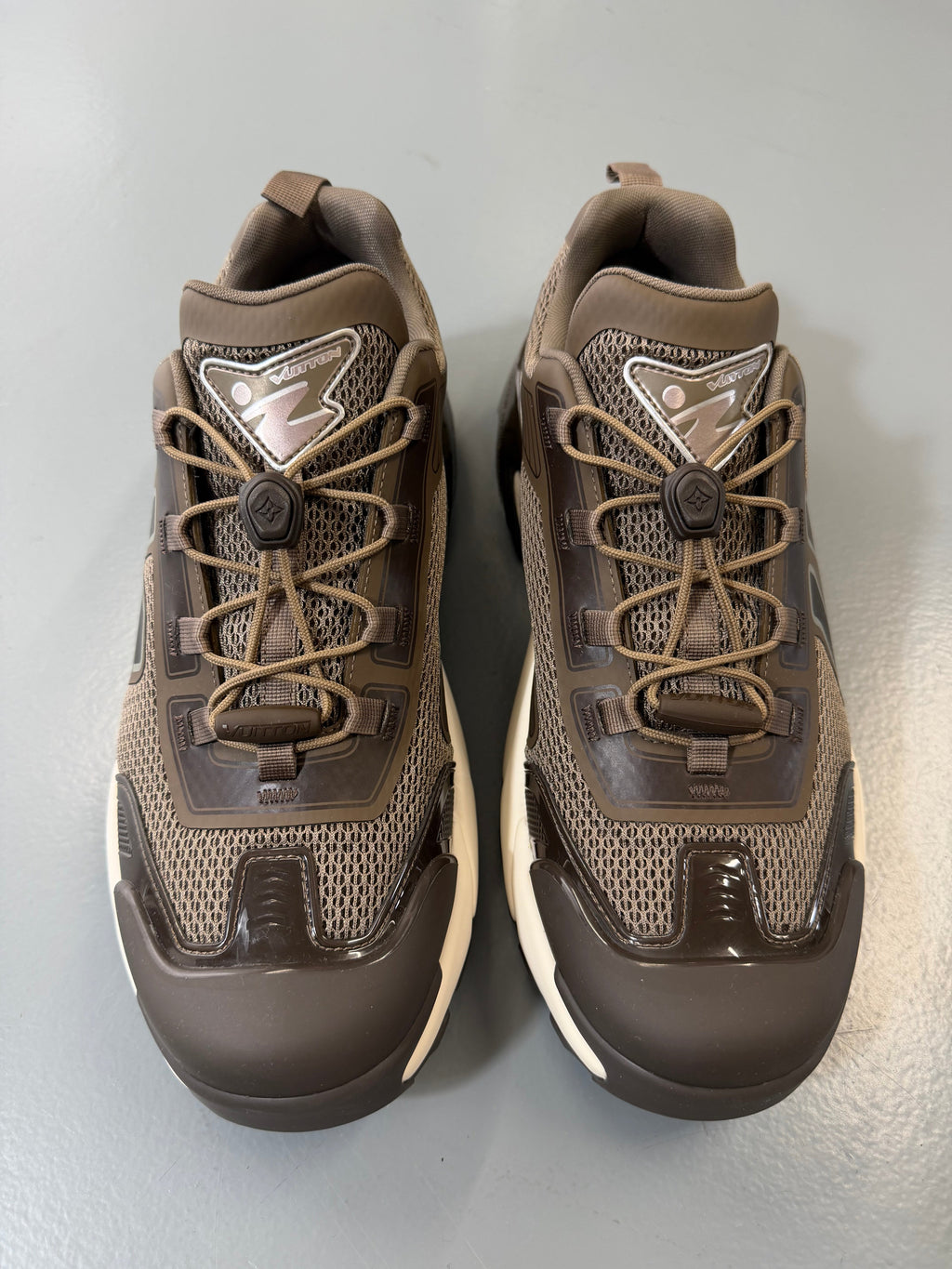 LOUIS VUITTON TATIC RUNNER TRAINER BROWN - UK 8 (Fits 9) - Affluent ArchivesUsed HIGH END DESIGNER CLOTHING