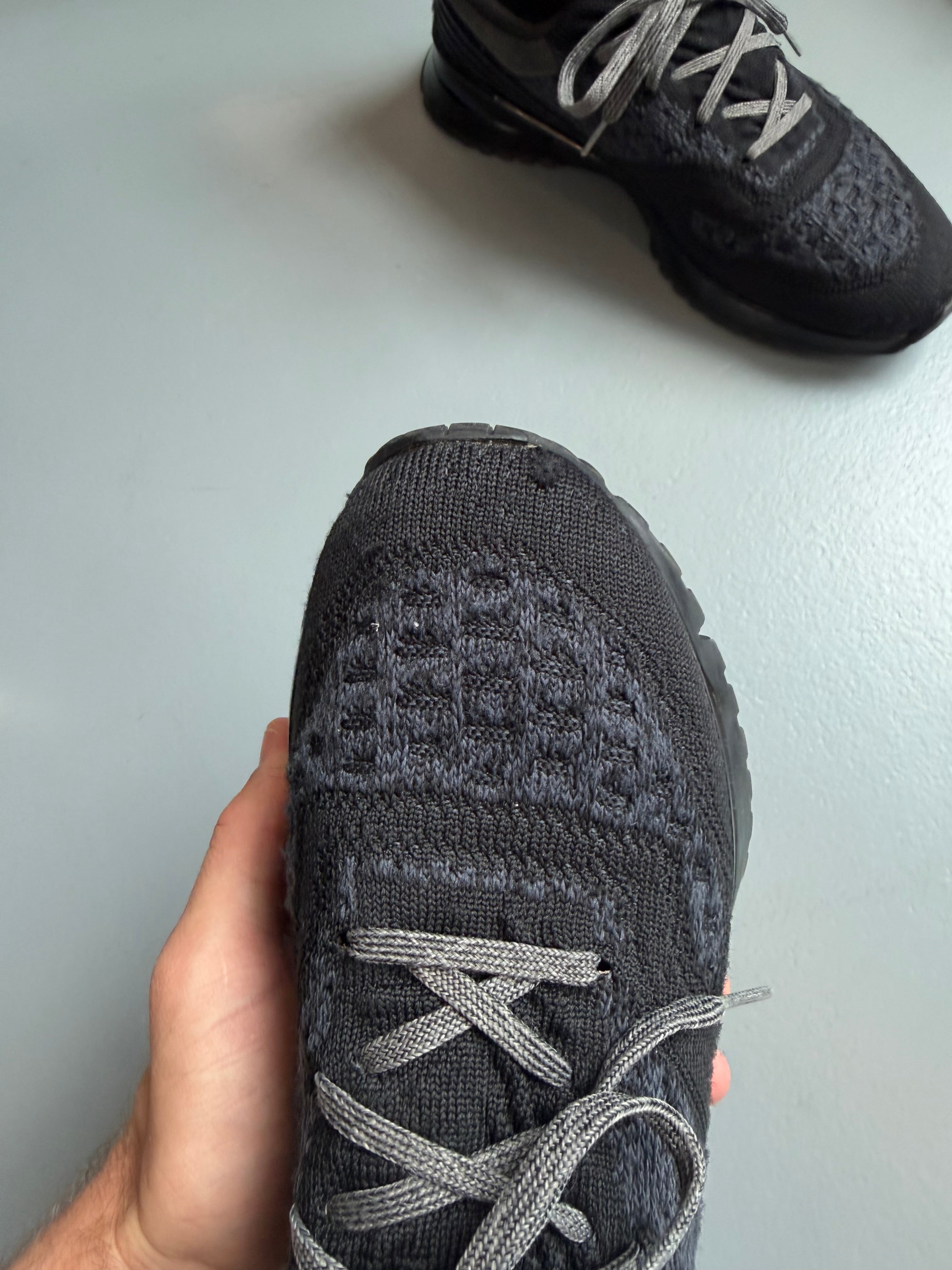 LOUIS VUITTON VNR TRAINER GREY - UK 7 (Fit 8) | PRE OWNED - Affluent ArchivesUsed HIGH END DESIGNER CLOTHING