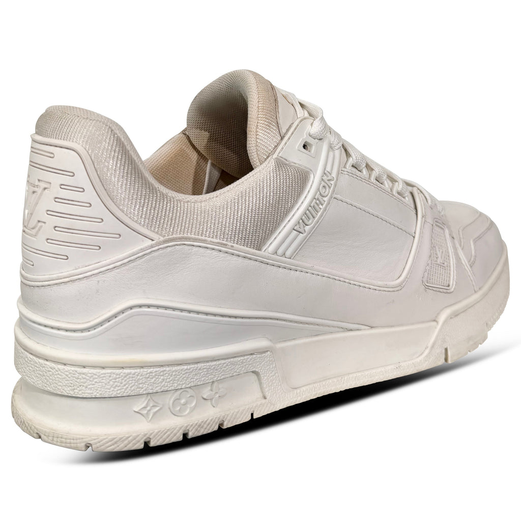 LOUIS VUITTON WHITE LV SNEAKER - UK 6 (Fit 7) | PRE OWNED - Affluent ArchivesUsed HIGH END DESIGNER CLOTHING