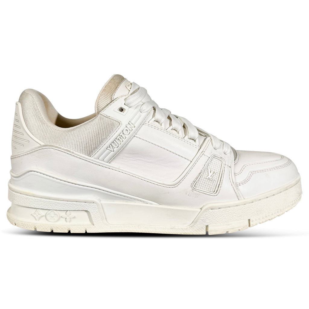 LOUIS VUITTON WHITE LV SNEAKER - UK 7 (Fit 8) | PRE OWNED - Affluent ArchivesUsed HIGH END DESIGNER CLOTHING