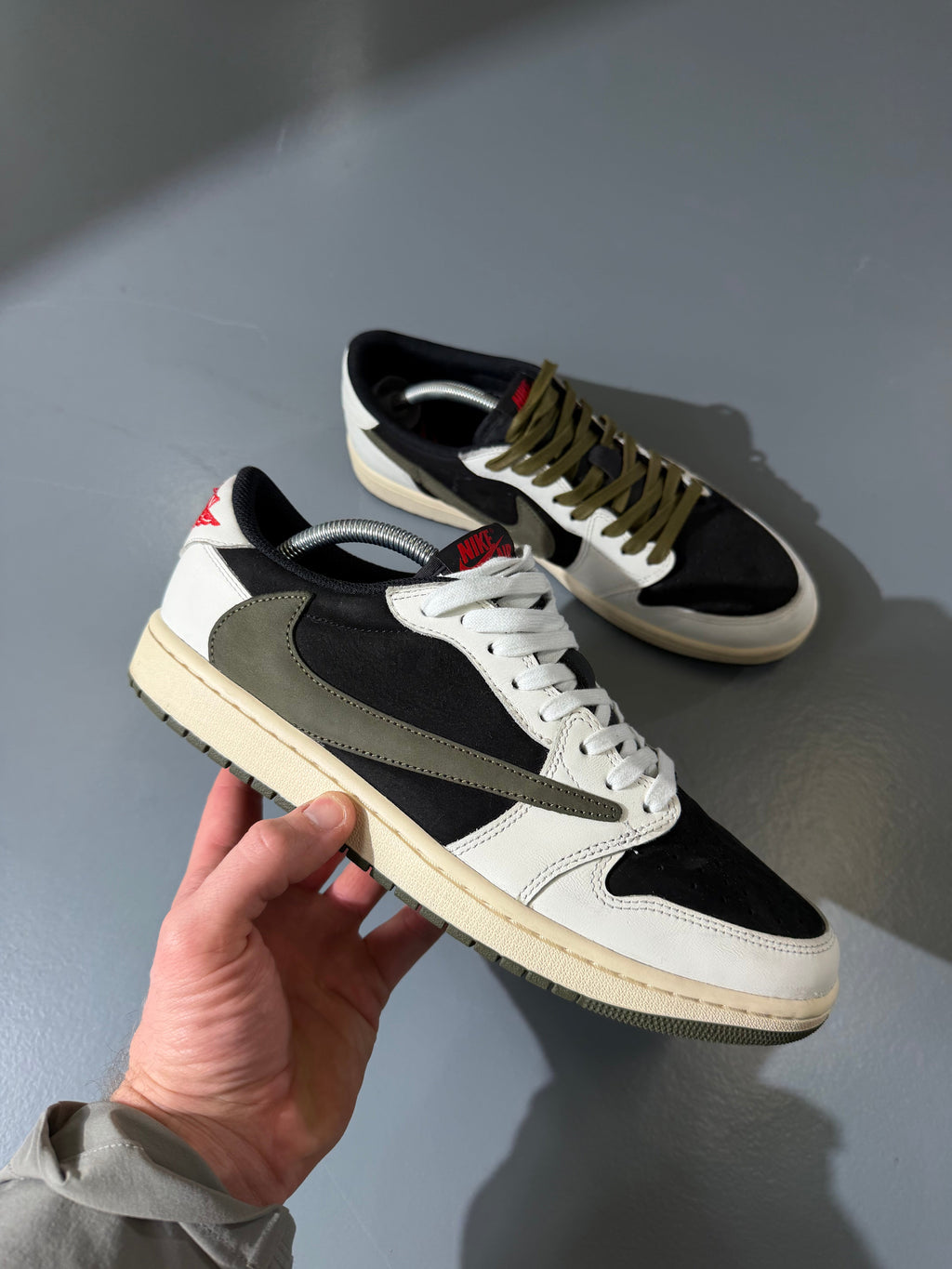 NIKE TRAVIS SCOTT X AIR JORDAN 1 REVERSE OLIVE TRAINER - UK 9.5 - Affluent ArchivesUsed HIGH END DESIGNER CLOTHING