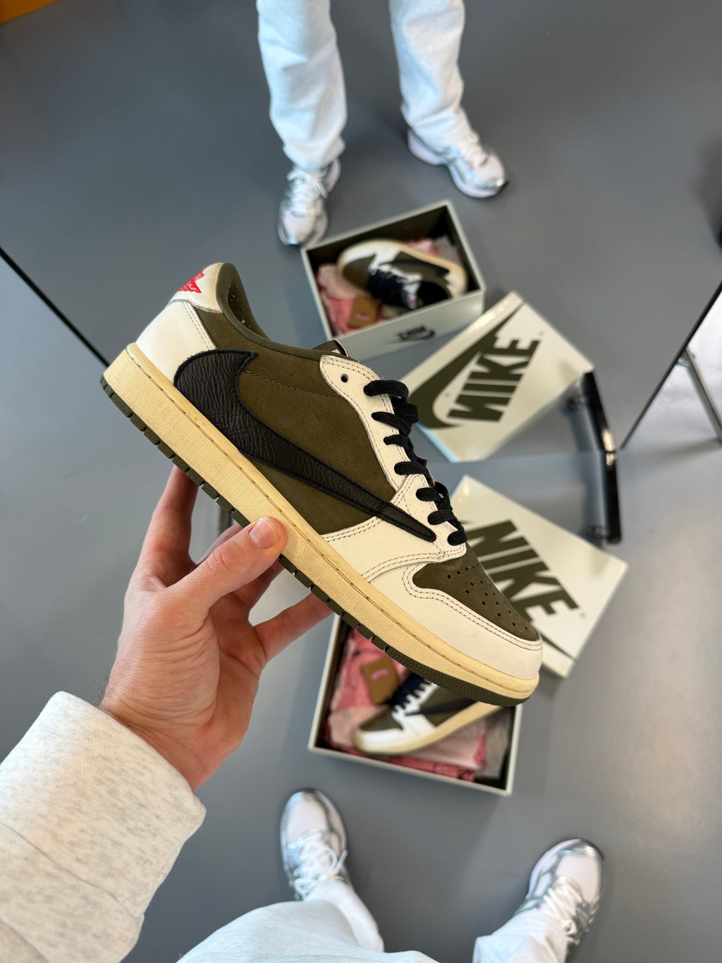 NIKE TRAVIS SCOTT X AIR JORDAN 1 REVERSE OLIVE TRAINER - UK 9.5 - Affluent ArchivesUsed HIGH END DESIGNER CLOTHING