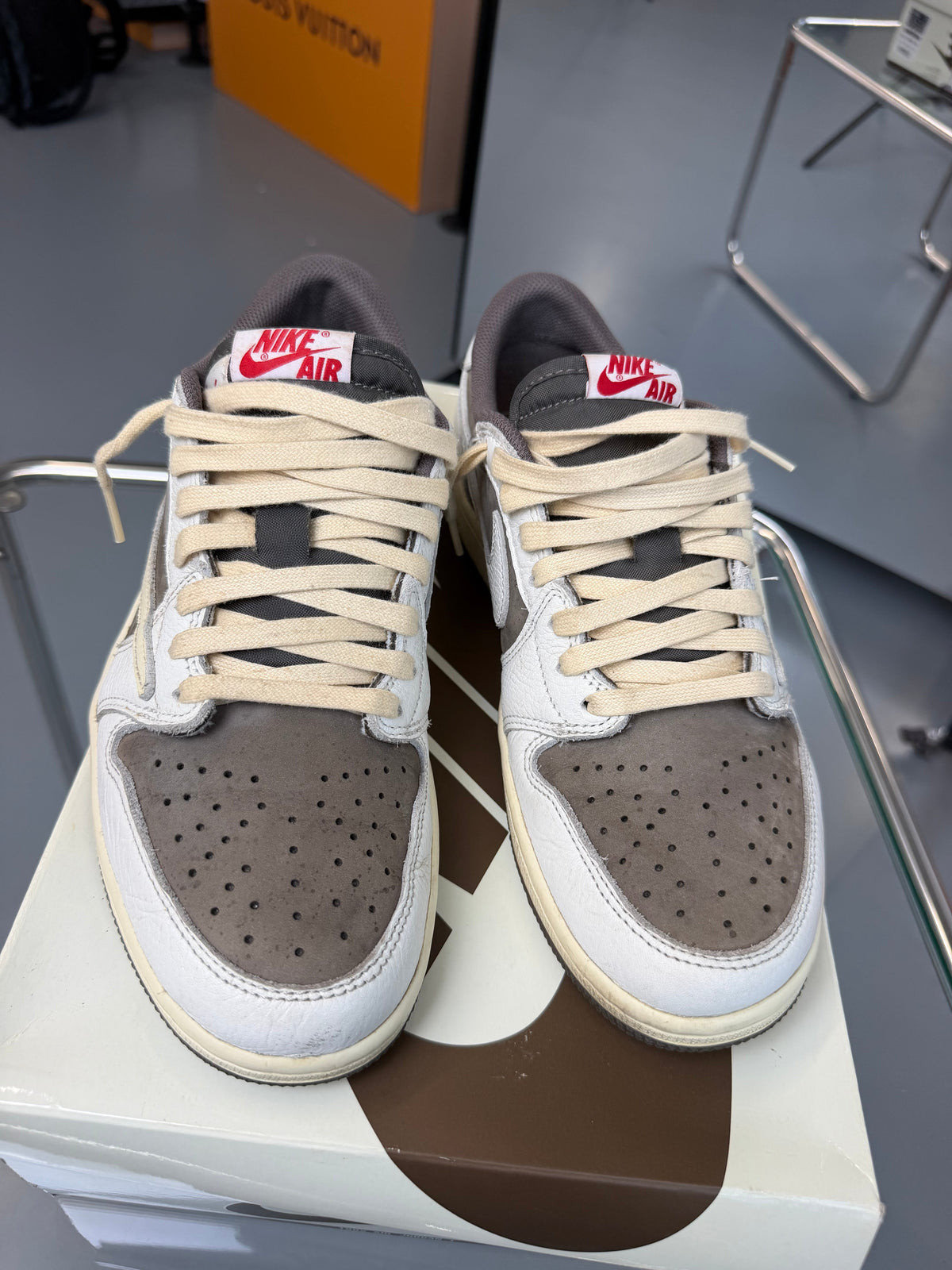 NIKE TRAVIS SCOTT X AIR JORDAN REVERSE MOCHA LOW OG - UK 7.5 | PRE OWNED - Affluent ArchivesUsed HIGH END DESIGNER CLOTHING