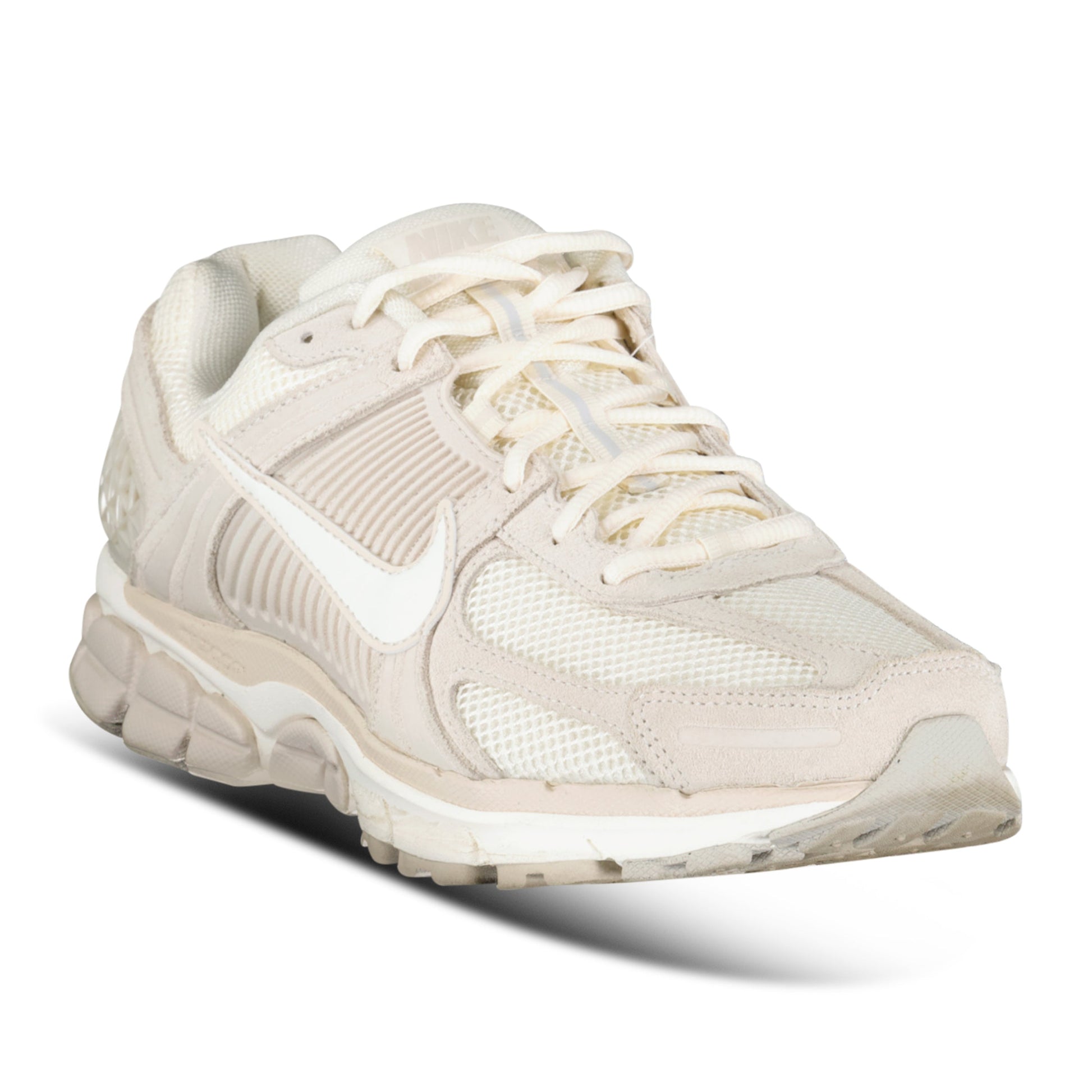 NIKE ZOOM VOMERO 5 BEIGE - UK 9.5 - Affluent ArchivesUsed HIGH END DESIGNER CLOTHING