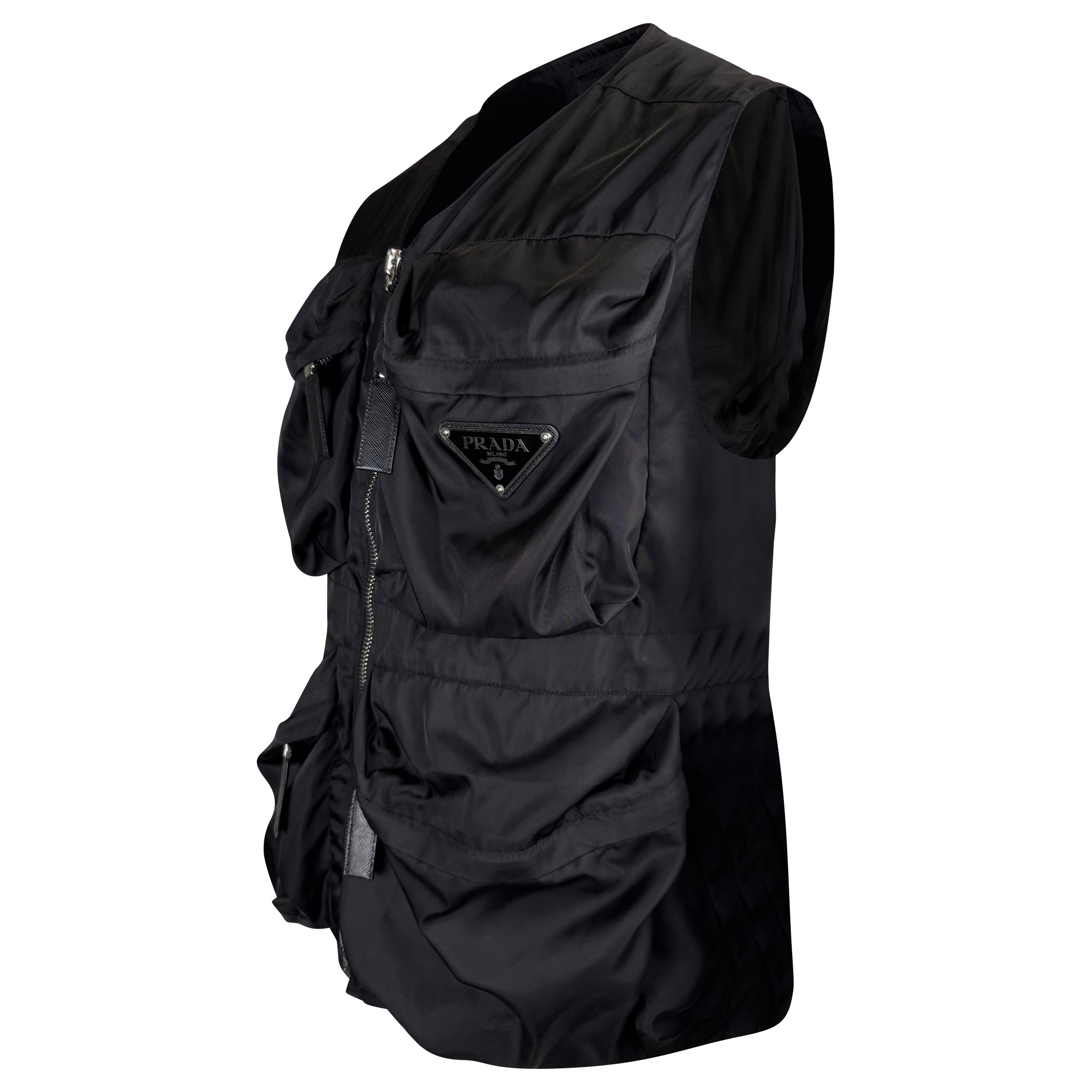 PRADA BLACK TRIANGLE BADGE UTILITY GILET - MEDIUM (Fits Large) - Affluent ArchivesUsed HIGH END DESIGNER CLOTHING