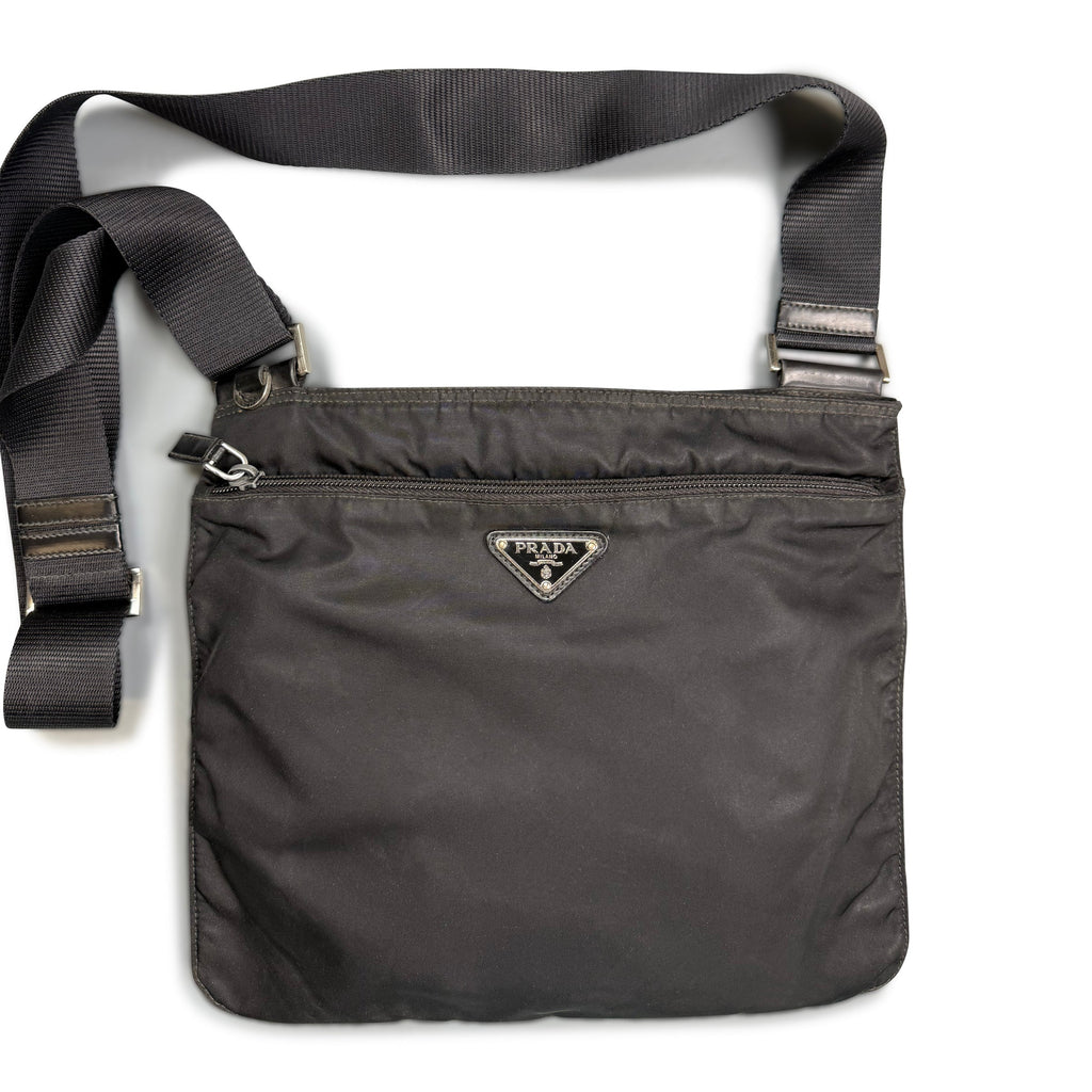 PRADA MESSENGER BAG BLACK - ONE SIZE - Affluent ArchivesUsed HIGH END DESIGNER CLOTHING
