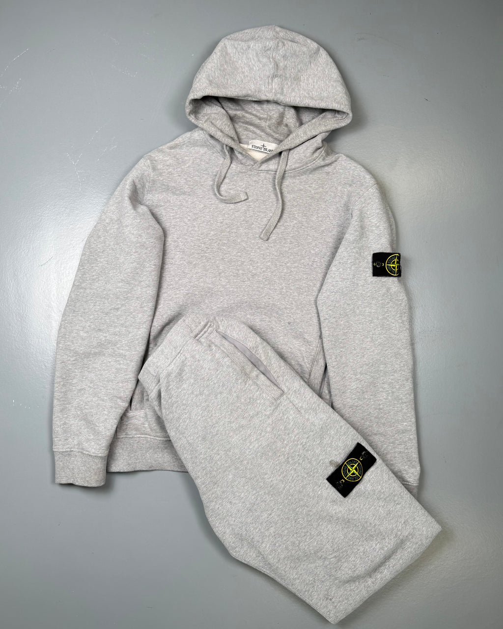 STONE ISLAND FULL GREY TRACKSUIT - LARGE - Affluent ArchivesUsed HIGH END DESIGNER CLOTHING