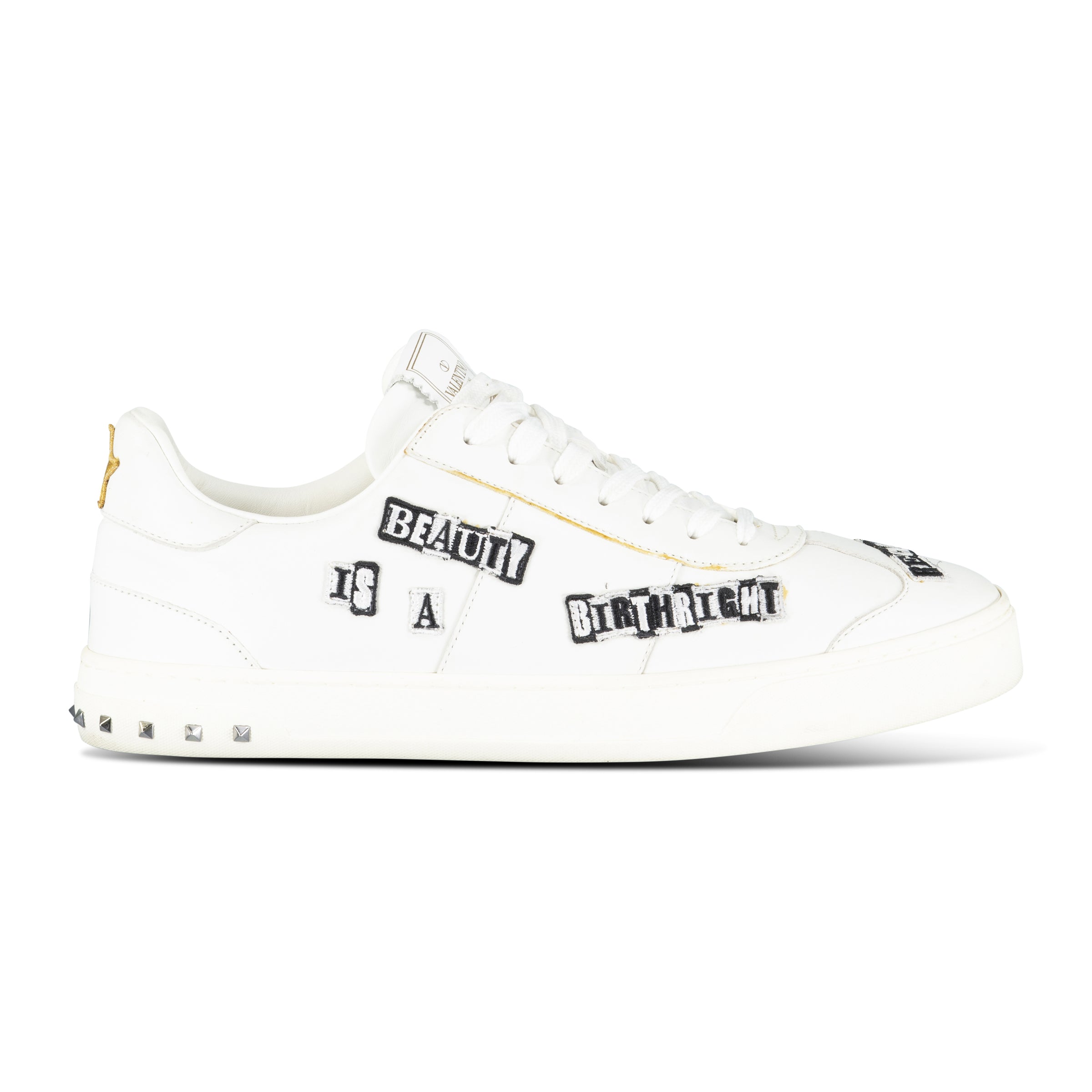 VALENTINO WHITE SNEAKER - UK 7 (41) - Affluent ArchivesUsed HIGH END DESIGNER CLOTHING